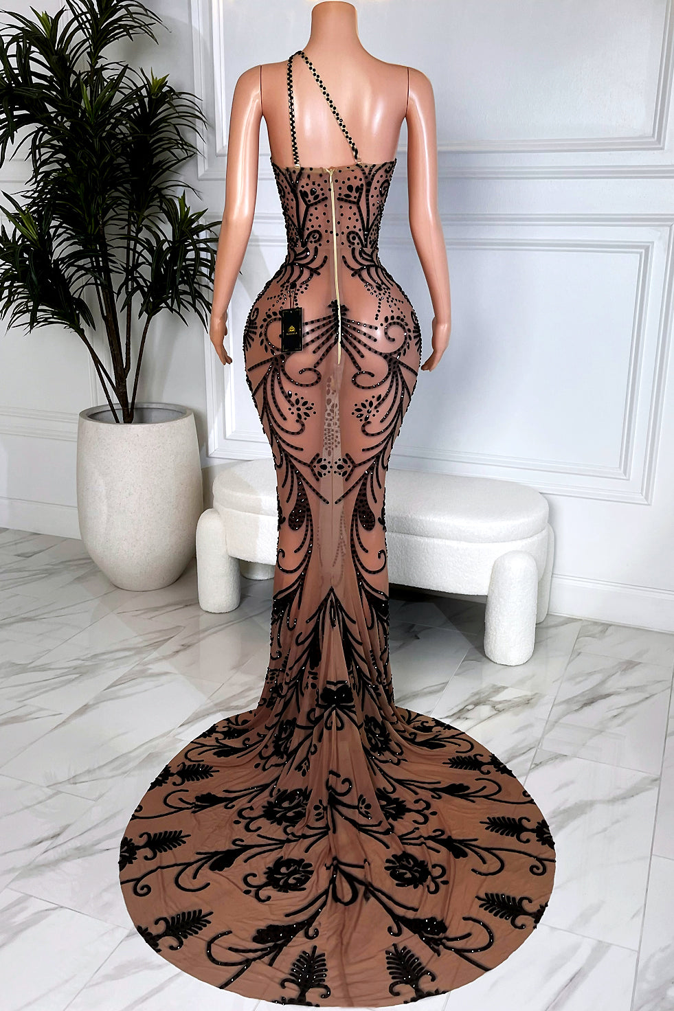 Attitude Black Maxi Dress (Ready To Ship)