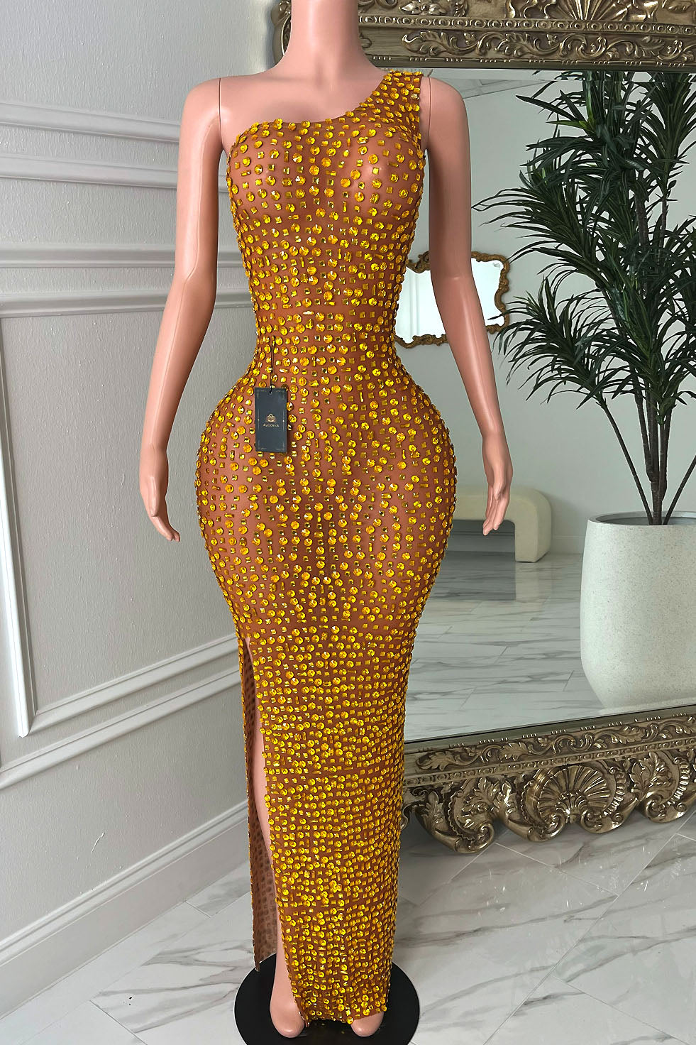 Saya One Sleeve Dress (Pre-Order)