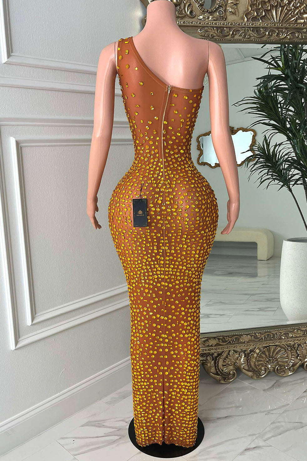 Saya One Sleeve Dress (Pre-Order)