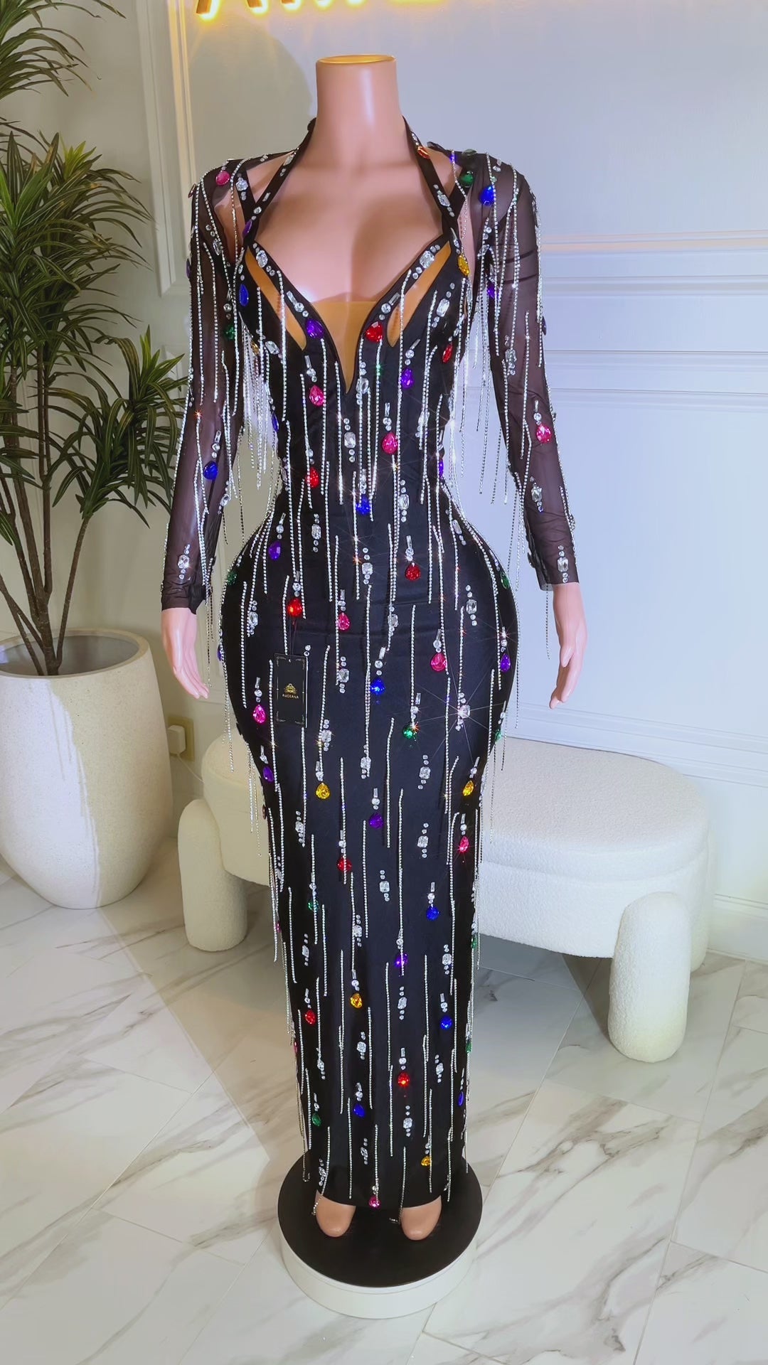 Bold Arrival Dress (Pre-Order)