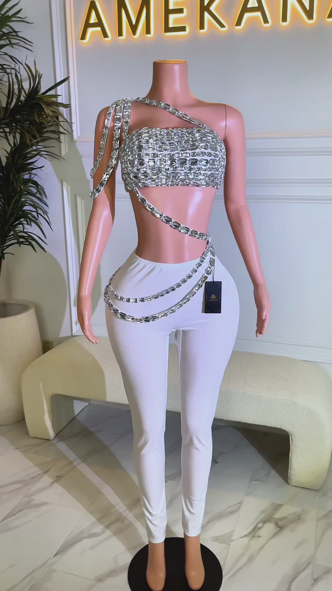 Queenette White Pant Set (Ready To Ship)